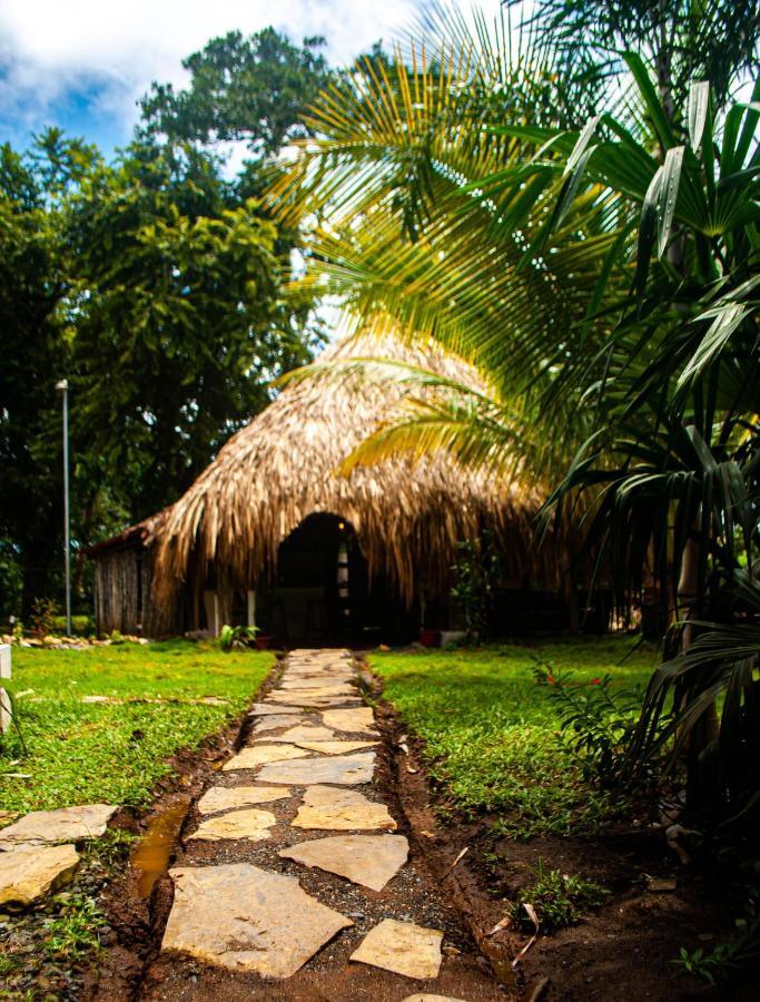 La Choza Playa Venao Hostel Exterior photo