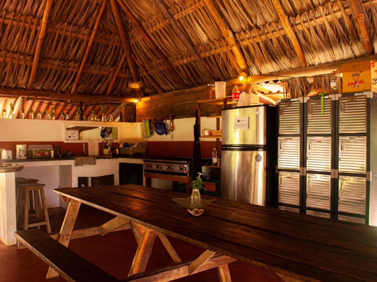 La Choza Playa Venao Hostel Exterior photo
