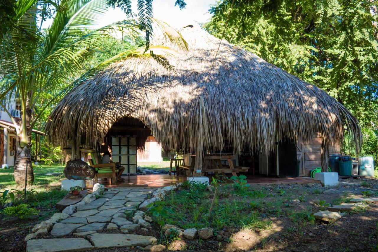 La Choza Playa Venao Hostel Exterior photo