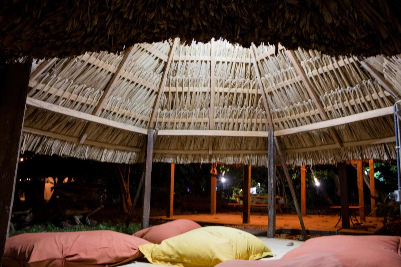 La Choza Playa Venao Hostel Exterior photo